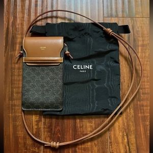 PHONE POUCH WITH FLAP IN TRIOMPHE CANVAS AND LAMBSKIN  TAN